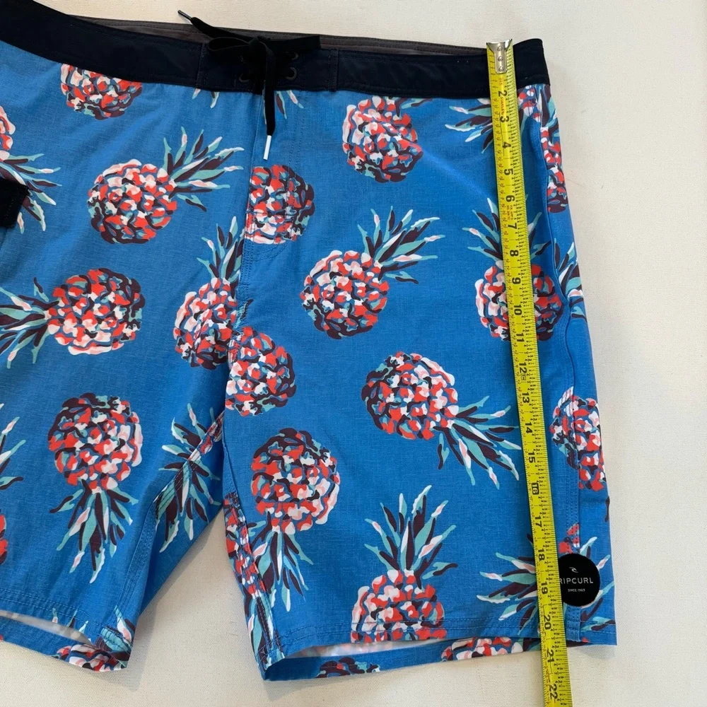 Rip Curl Men’s 38 Caicos Boardshort Blue Pinapple Swim Trunks Pocket 8.5” Inseam
